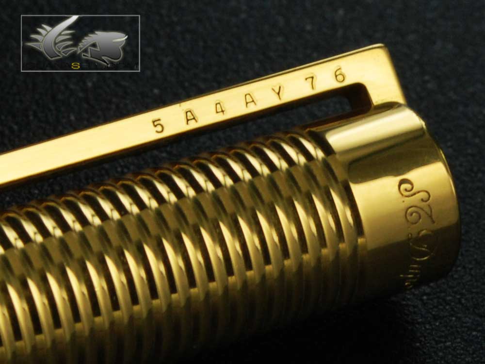 t-Classique-Gold-Plated-Fountain-Pen-41130-41030-5.jpg