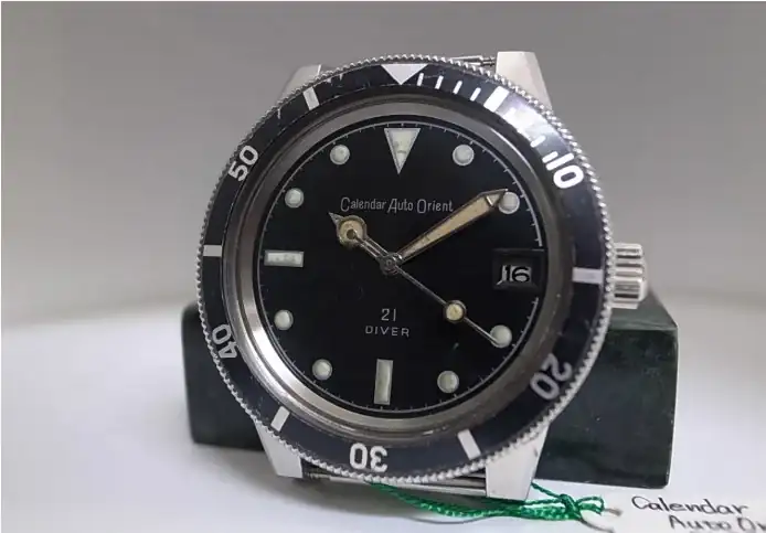 T-Diver-21-jewels-de-1964-primer-Orient-de-agua-00.webp