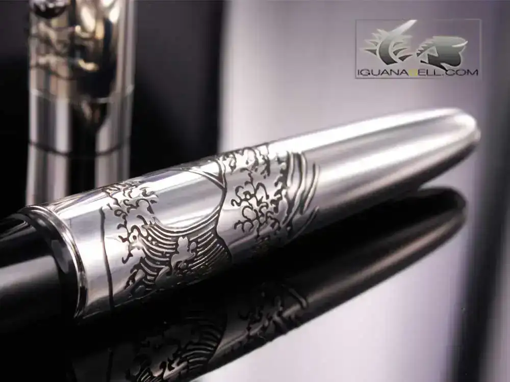 t-Fuji-&-Wave-Ster.-Silver-Fountain-Pen-NAM60685-9.webp
