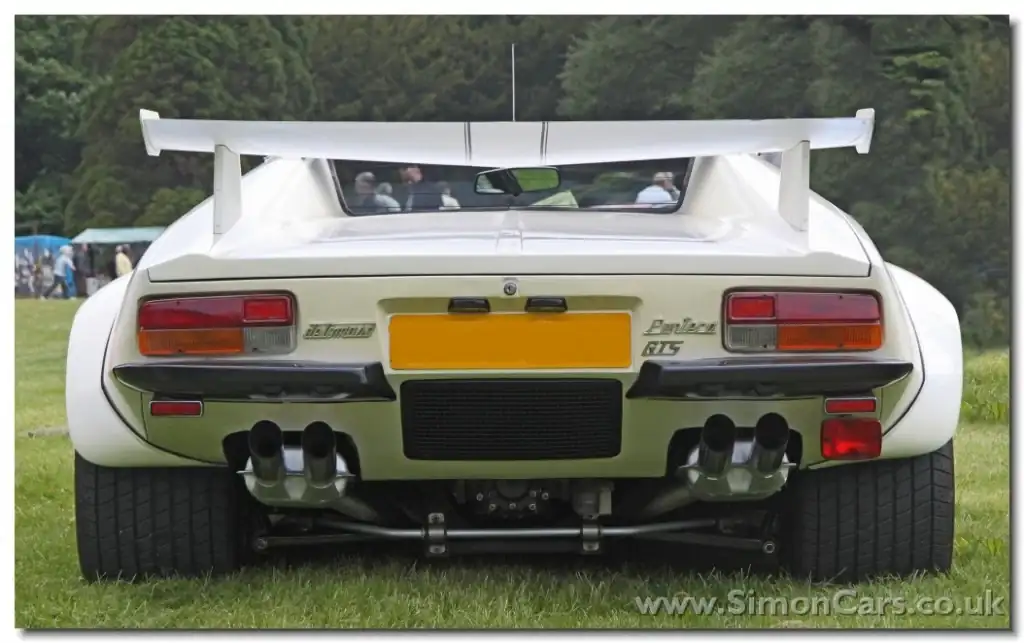 t_De-Tomaso-Pantera-GT5-tail-1024x643.webp