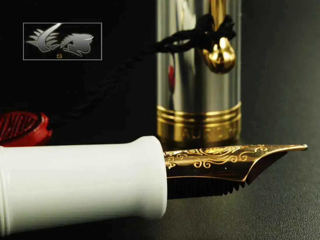 ta-Sintone-2010-LE-Fountain-Pen-Gold-&-Resin-914-6.webp
