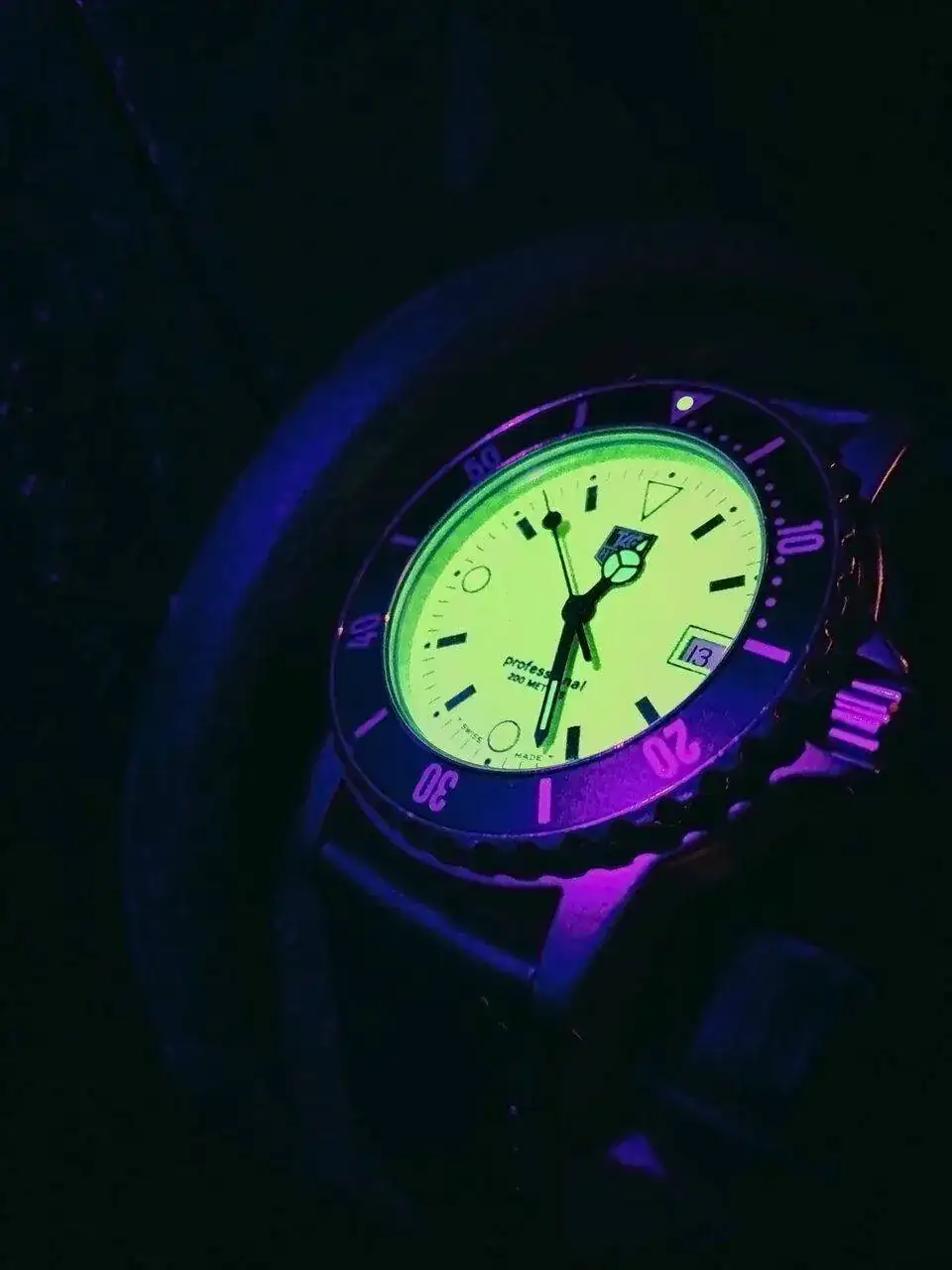 Tag heuer 1500 night diver.jpg