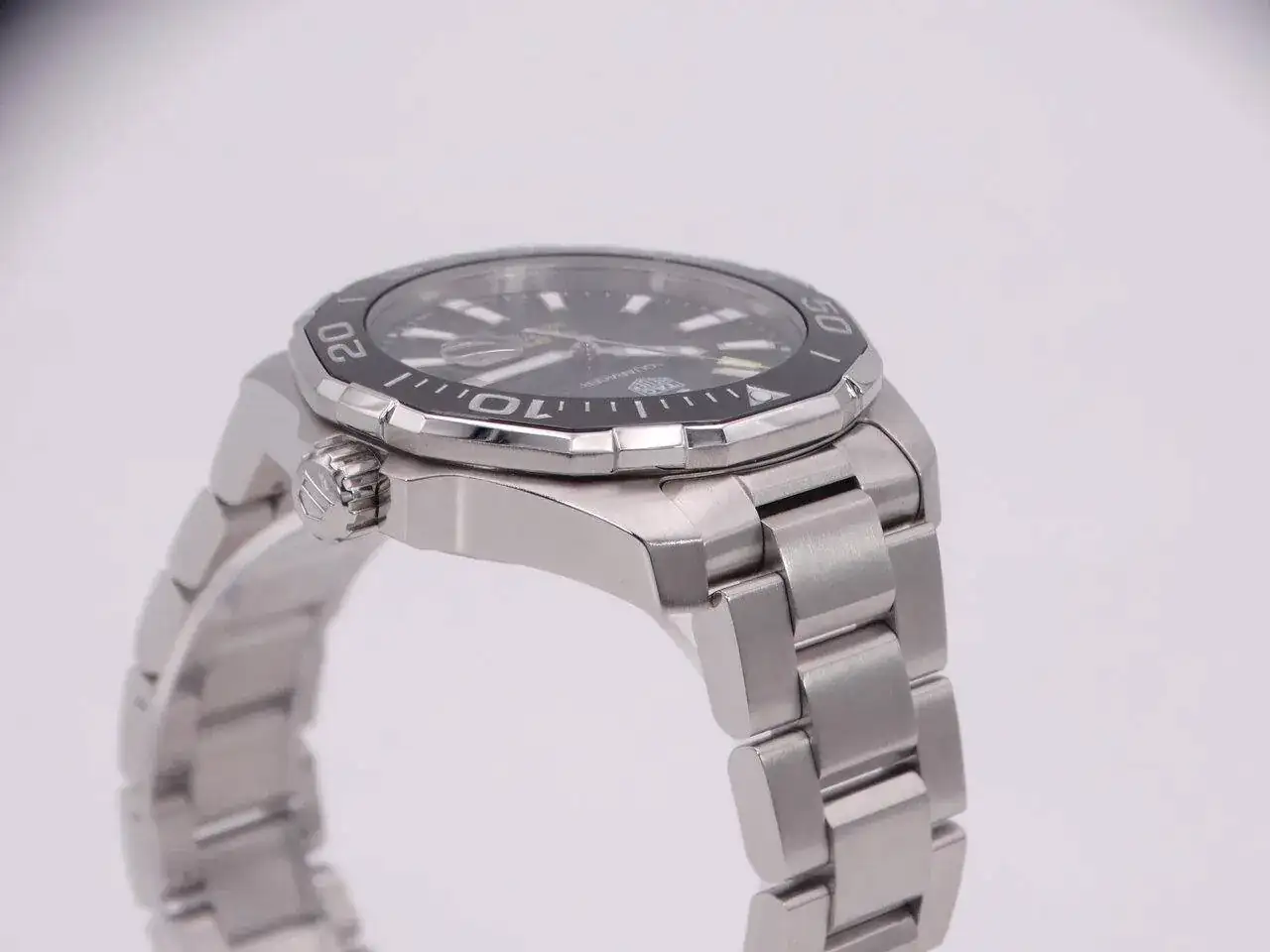 Tag Heuer Aquaracer 300 03067.webp