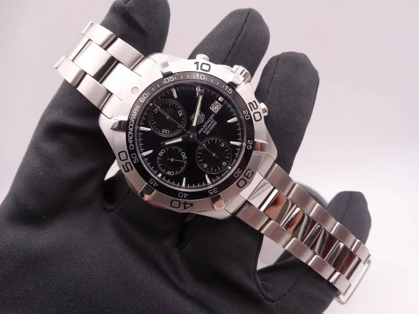 tag heuer aquaracer 300m chronograph caf2110 4547.webp