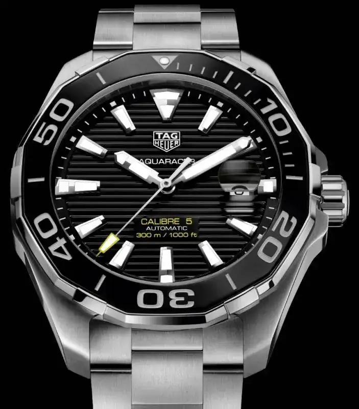 TAG-Heuer-Aquaracer-300M_2.webp