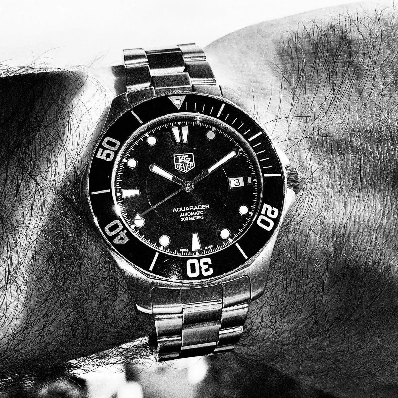 Tag Heuer Aquaracer 41mm 300M Cal. 5 Ref.  WAB 2010-BA0804 (B&W) (2).webp