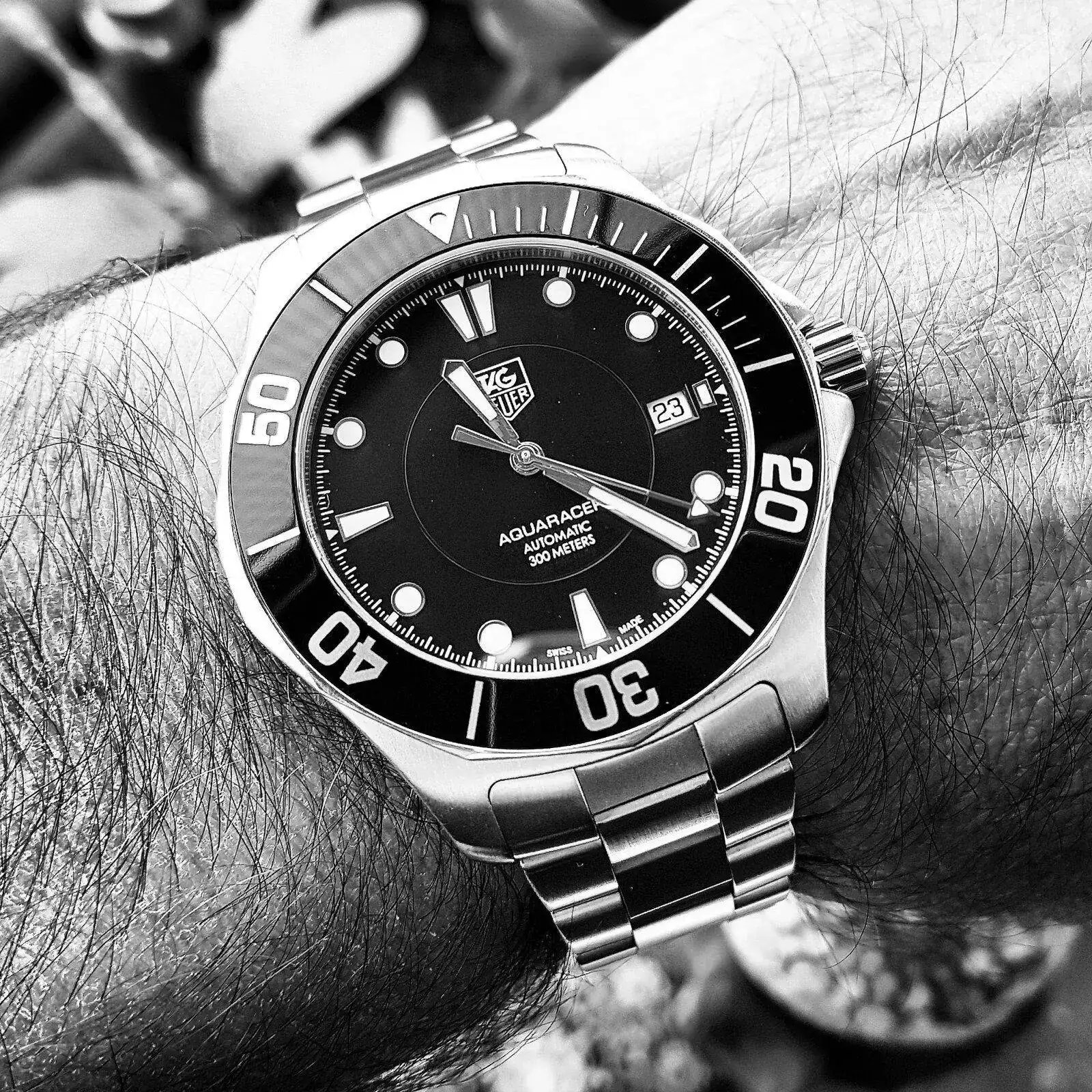 Tag Heuer Aquaracer 41mm 300M Cal. 5 Ref.  WAB 2010-BA0804 (B&W) (2).webp