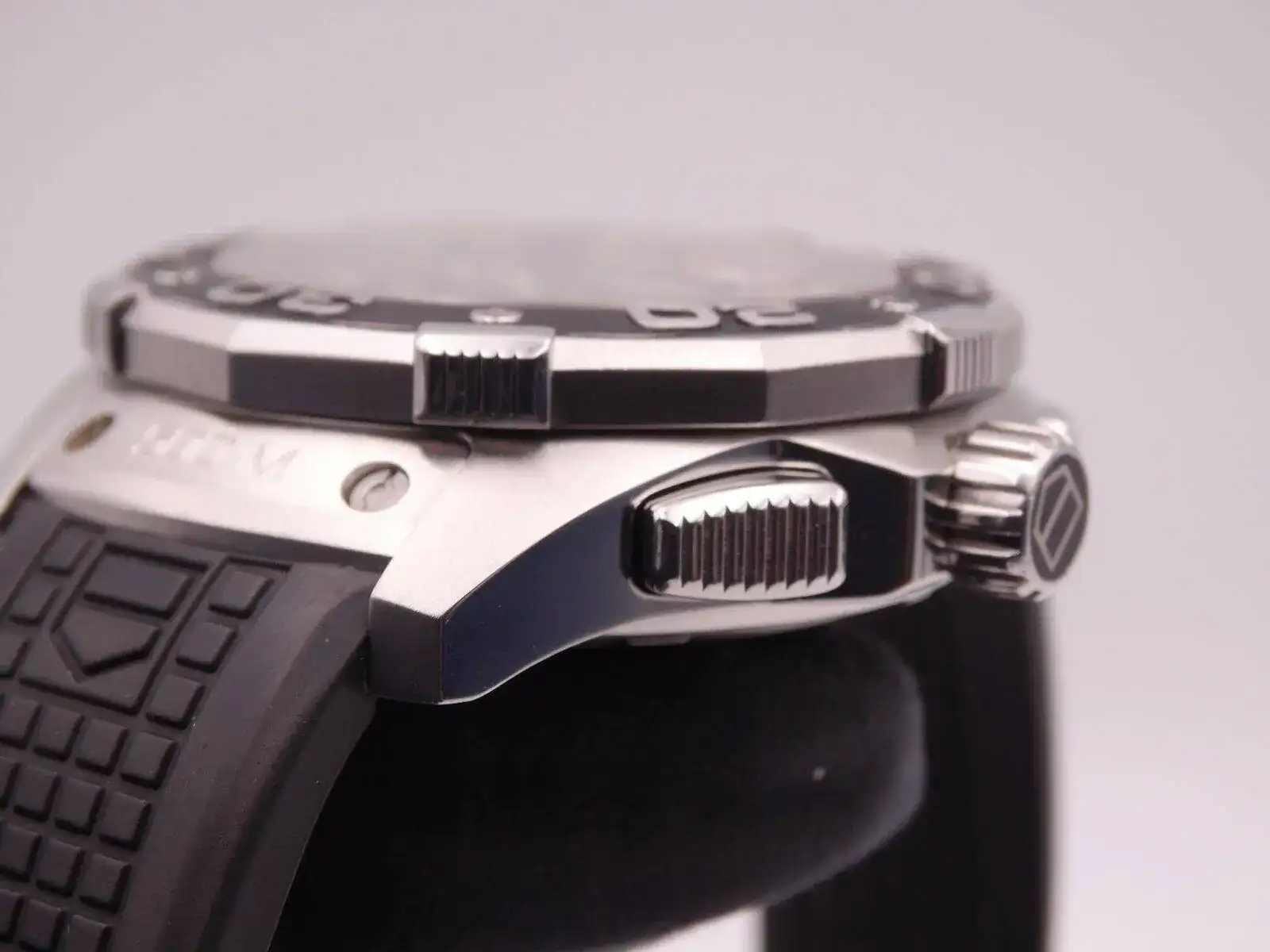 Tag Heuer Aquaracer 500M Chronograph 08703.JPG