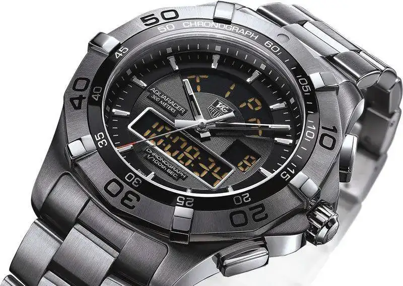 tag-heuer-aquaracer-chronotimer.webp