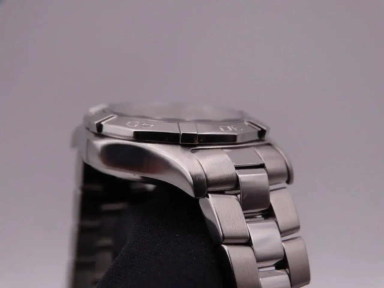 Tag Heuer Aquaracer Mother of pearl 04686.webp