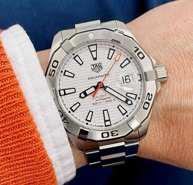 Tag Heuer Aquarecer Caliber 5.webp
