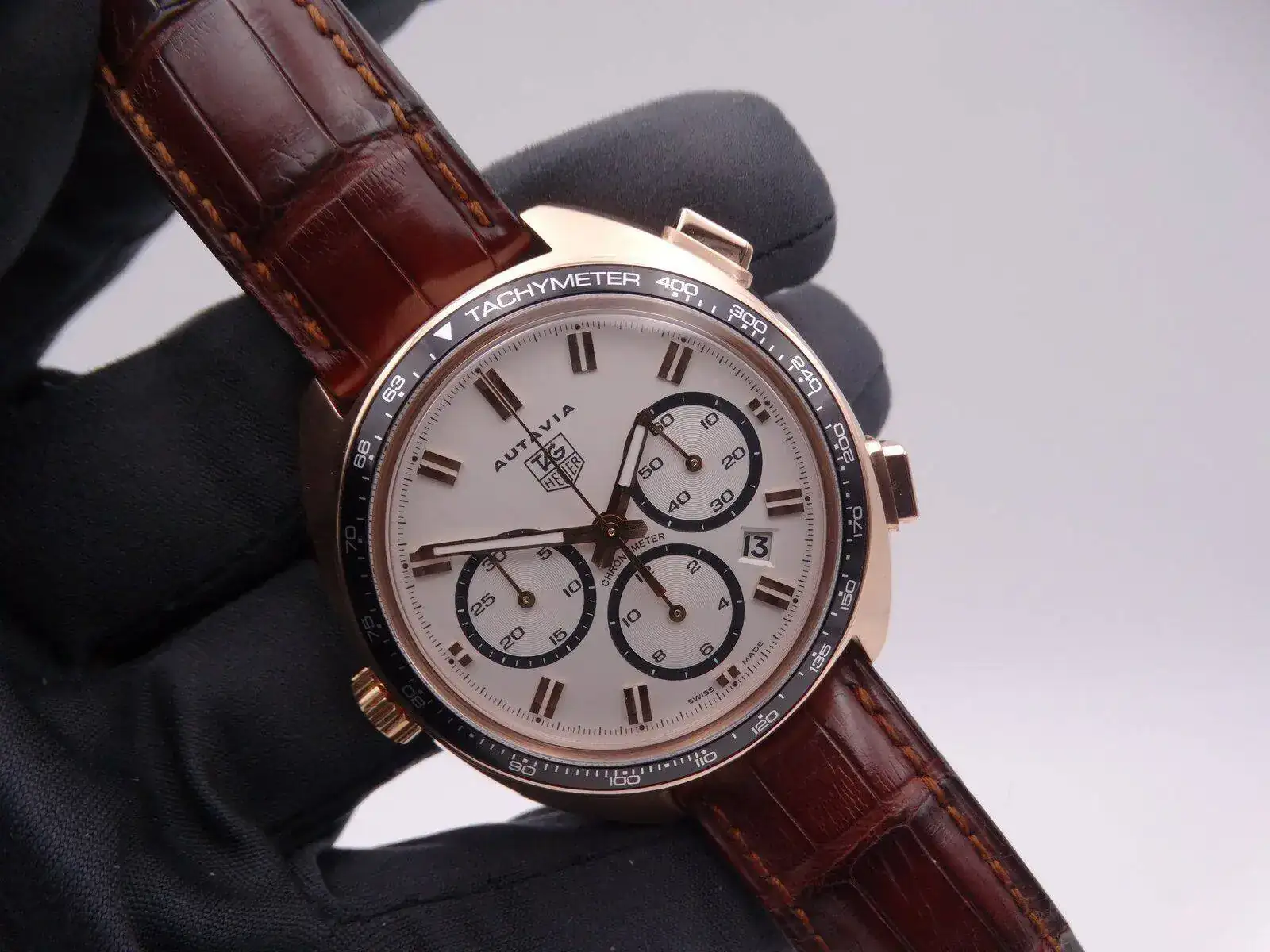 Tag Heuer Autavia Chronograph Limited Edition Gold 09462.webp