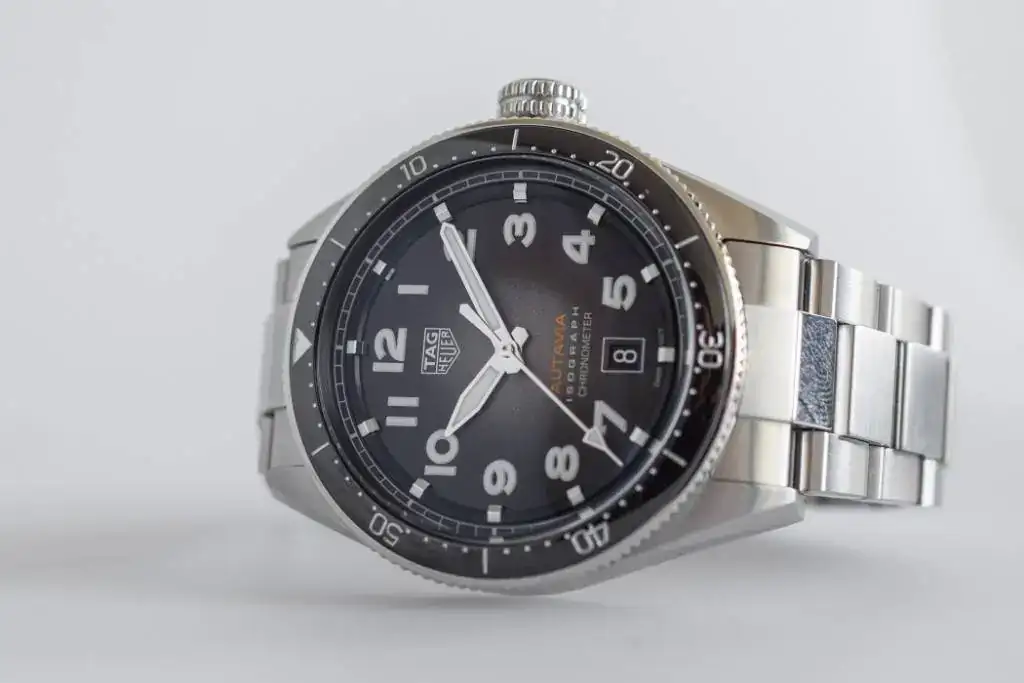 TAG-Heuer-Autavia-Isograph-Chronometer-Baselworld-2019-9.webp