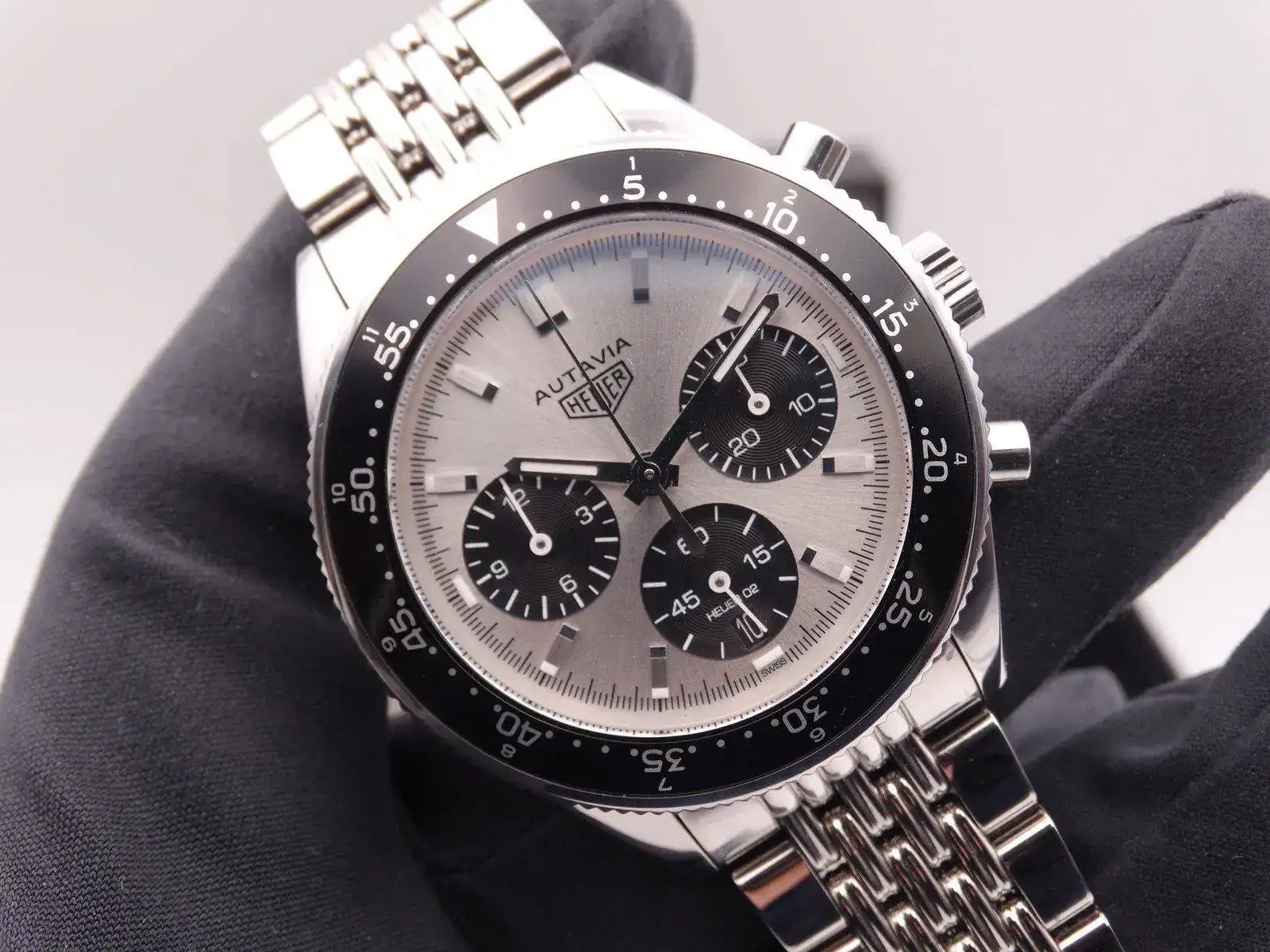 Tag Heuer Autavia Jack Birthday 85th Limited Edition 06704.webp