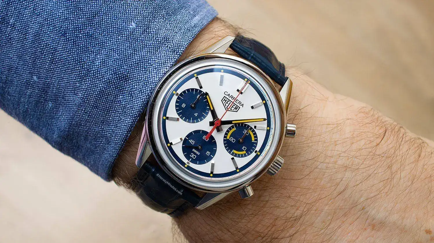 TAG-Heuer-Carrera-160-Years-Montreal-Limited-Edition-7-Horas-y-Minutos.webp