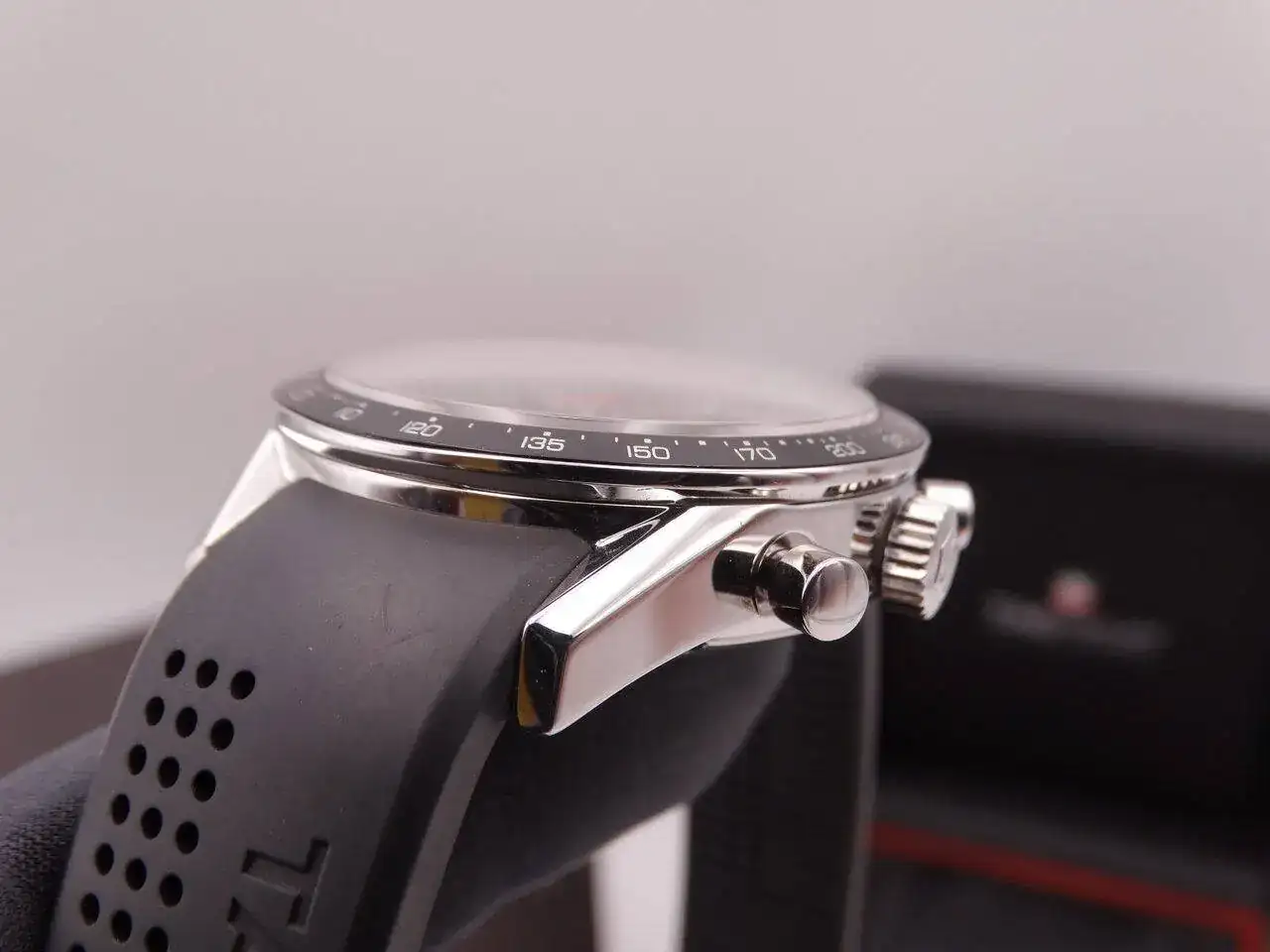 Tag Heuer Carrera Chronograph 04610.webp