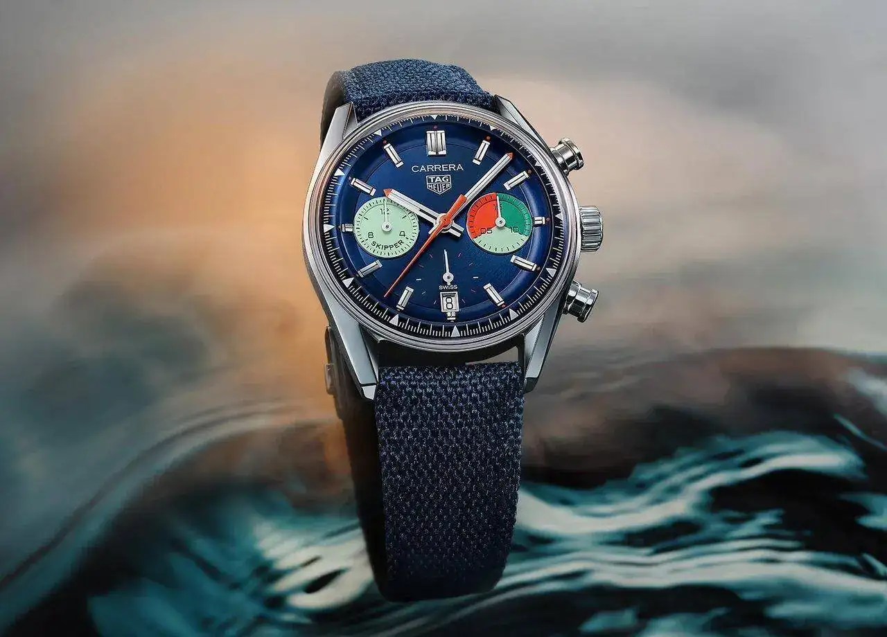 TAG-Heuer-Carrera-Skipper-CBS2213.FN6002-Lifestyle.webp