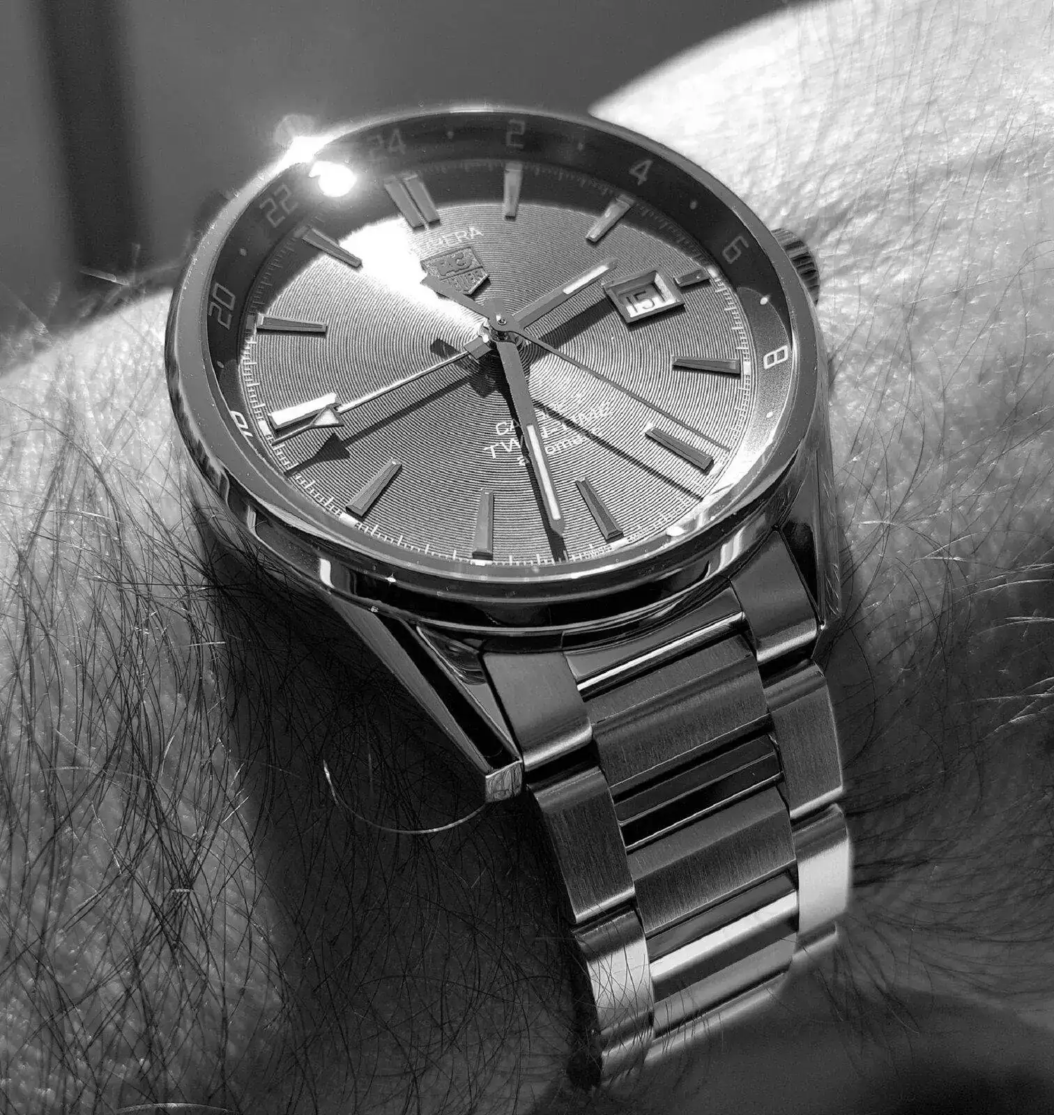 Tag-Heuer-Carrera-Twin-Time-41mm-Caliber-7-WAR2012-2-ConvertImage.webp