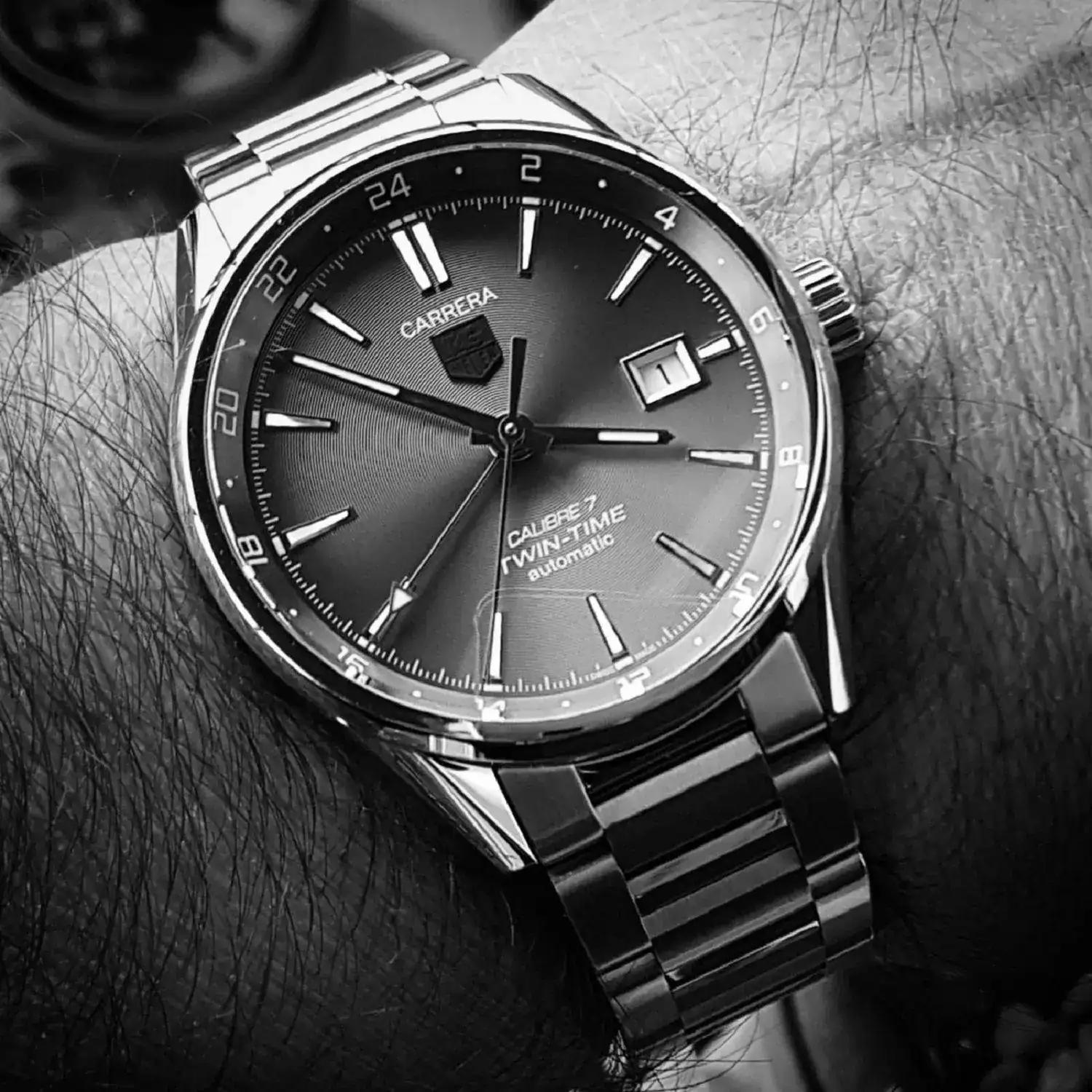 Tag Heuer Carrera Twin Time 41mm Caliber 7 WAR2012 (B&W) (1).webp