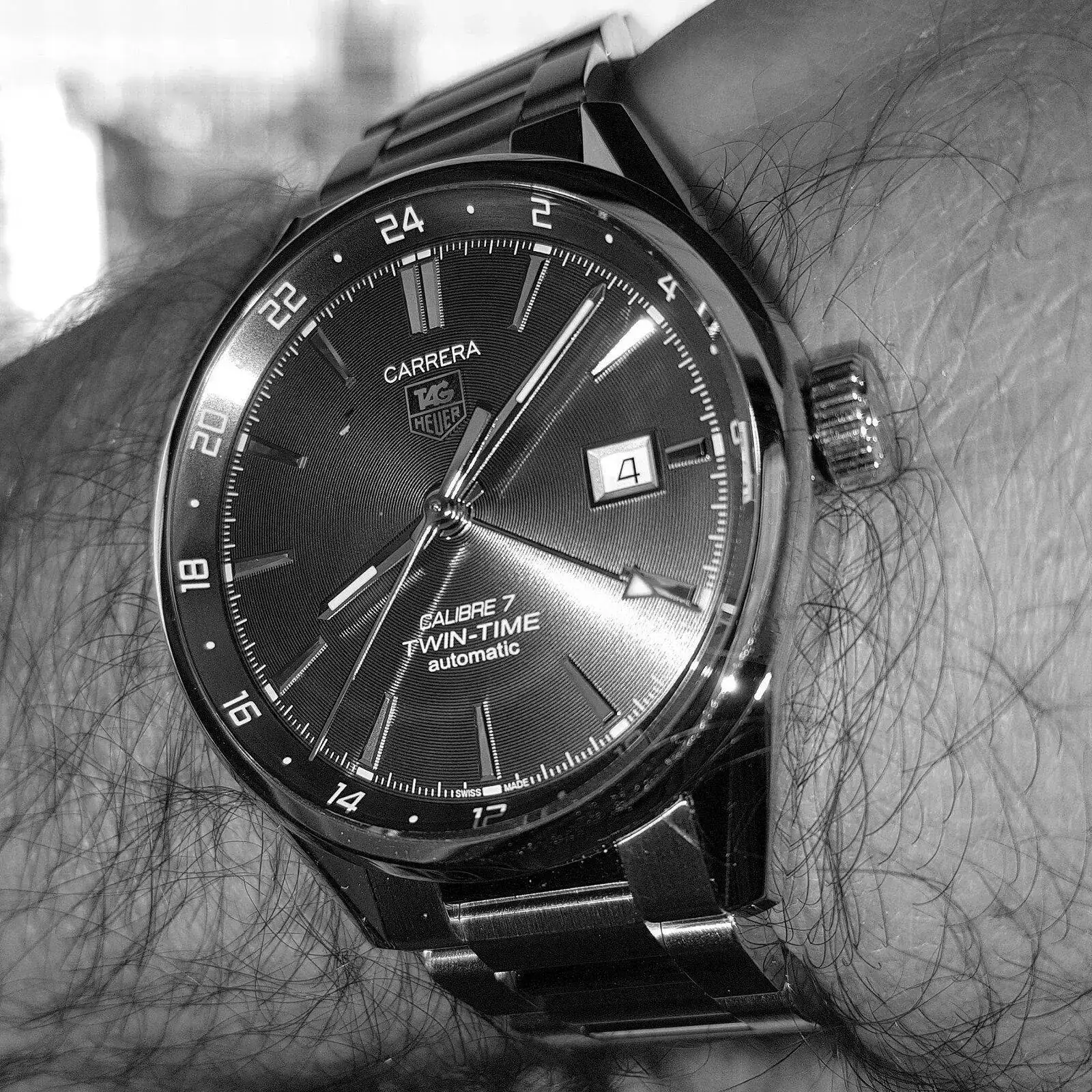Tag Heuer Carrera Twin Time 41mm Caliber 7 WAR2012 (ByN).webp