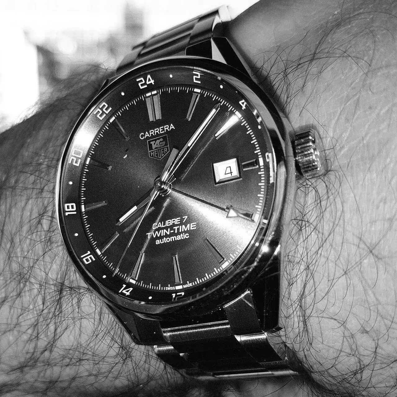 Tag Heuer Carrera Twin Time 41mm Caliber 7 WAR2012620 (ByN).webp