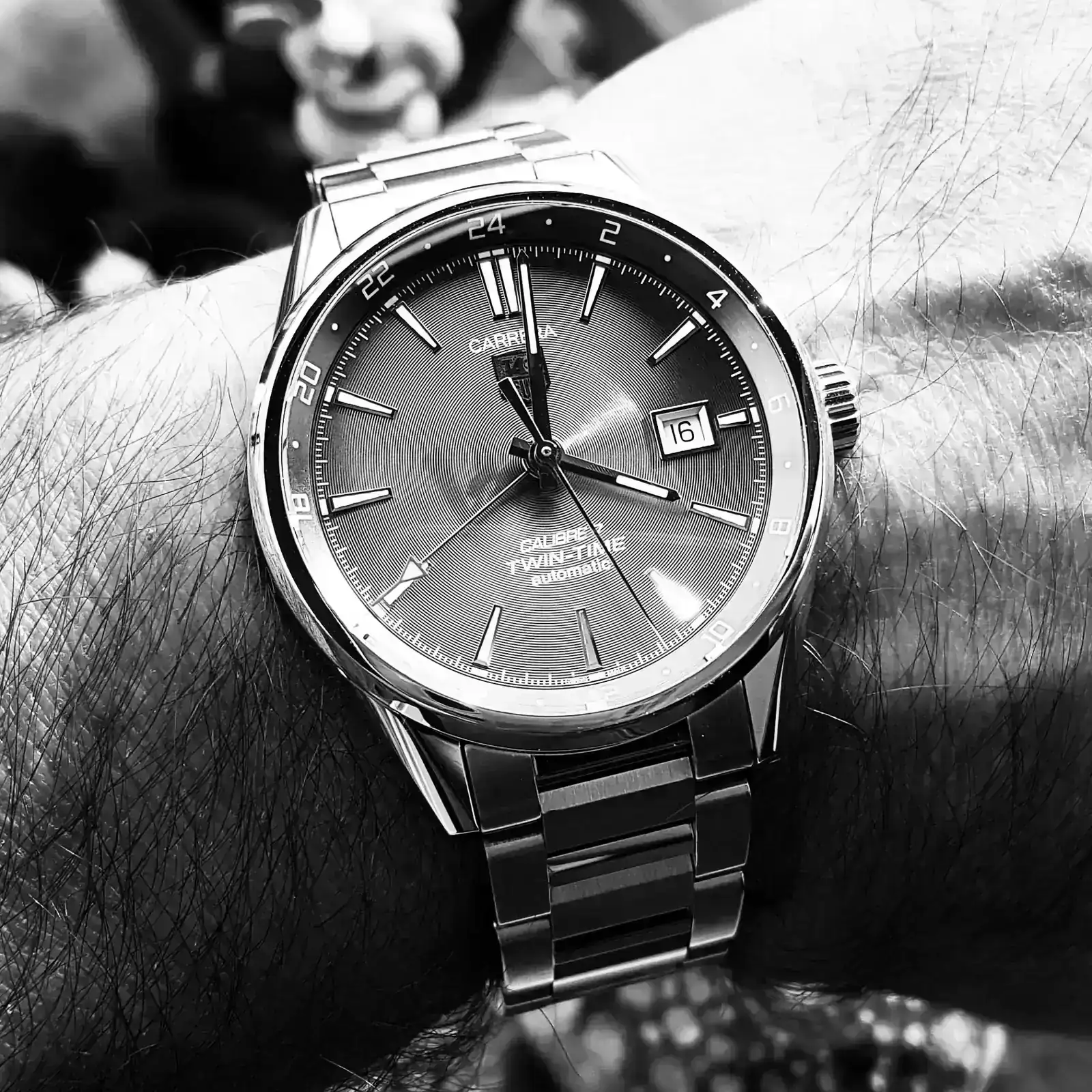 Tag Heuer Carrera Twin Time 41mm Caliber 7 WAR2012620 (ByN).webp