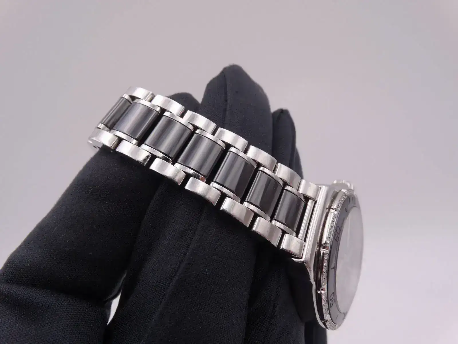 tag heuer formula 1 F1 diamonds 1981.webp