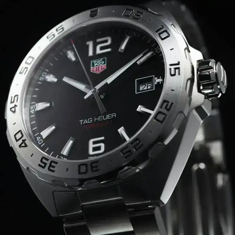 TAG-Heuer-Formula-1-WAZ1112-BA0875-watch-2.webp
