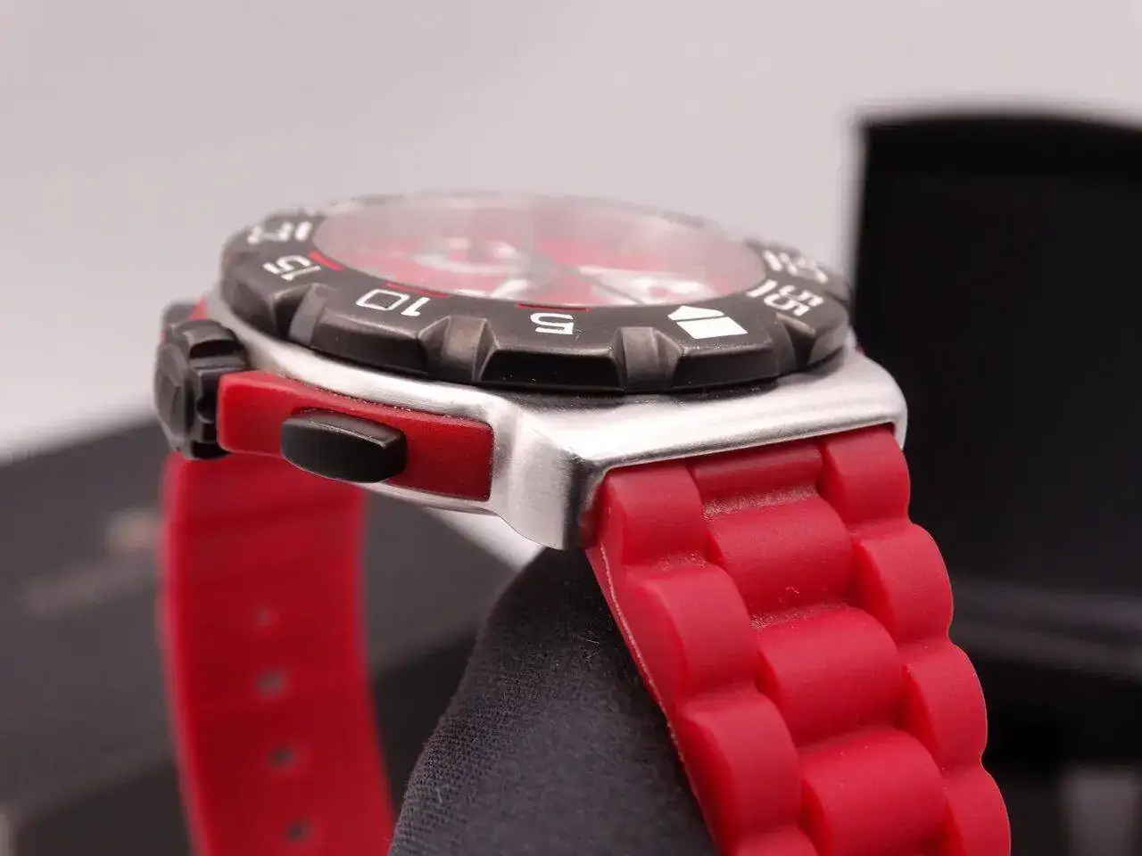 Tag Heuer Formula F1 chronograph 03353.webp
