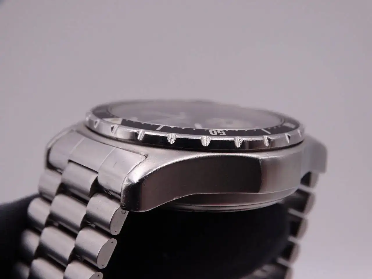 Tag Heuer Professional 2000 Chronograph 03200.webp