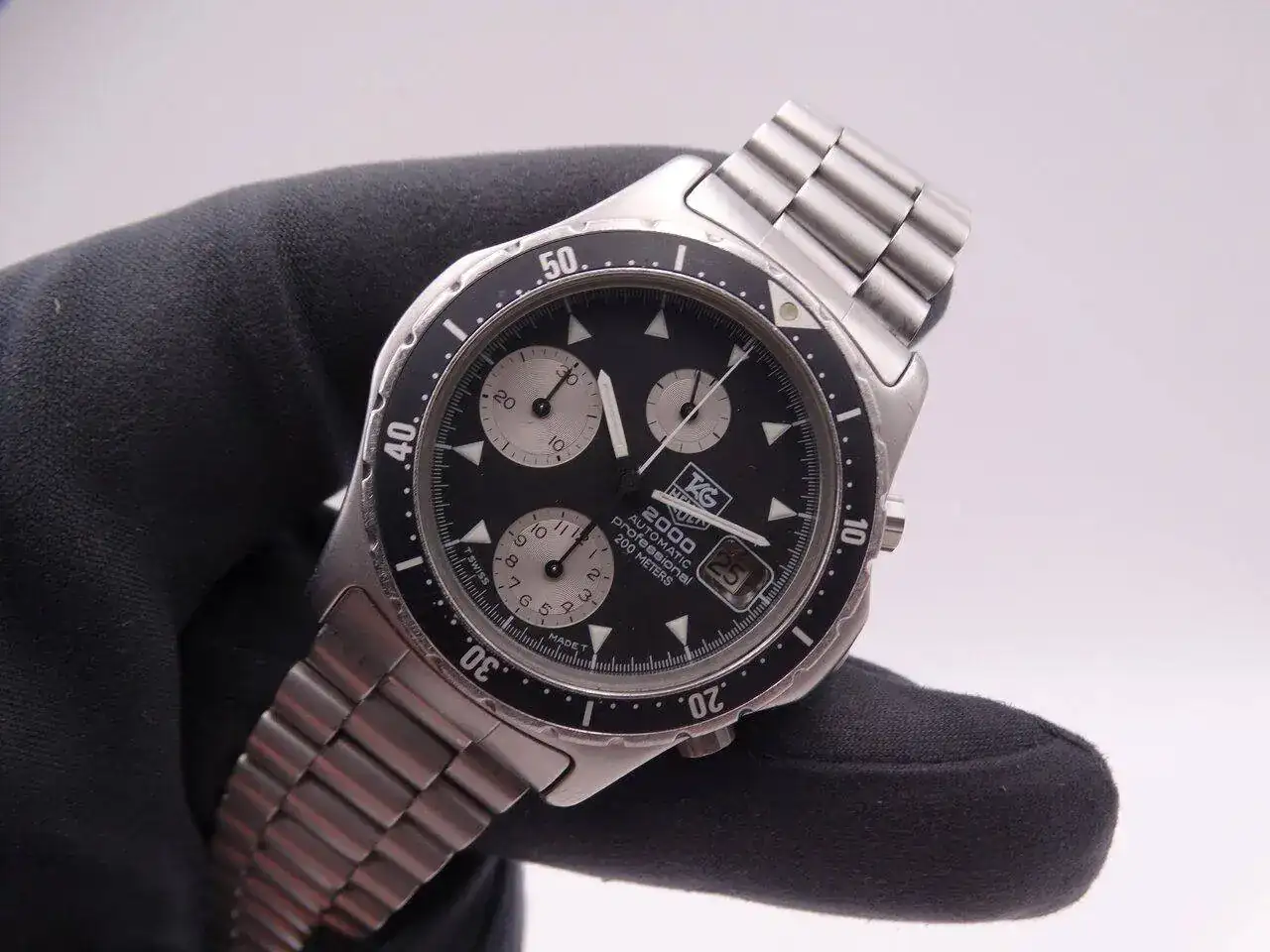 Tag Heuer Professional 2000 Chronograph 03206.webp