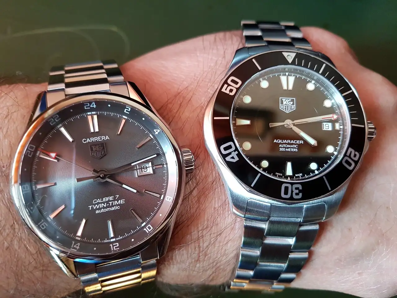 Tag Heuers Carrera Twin Time 41mm Caliber 7 100M WAR2012 (2017) y Aquaracer Auto. 41mm 300M W...webp