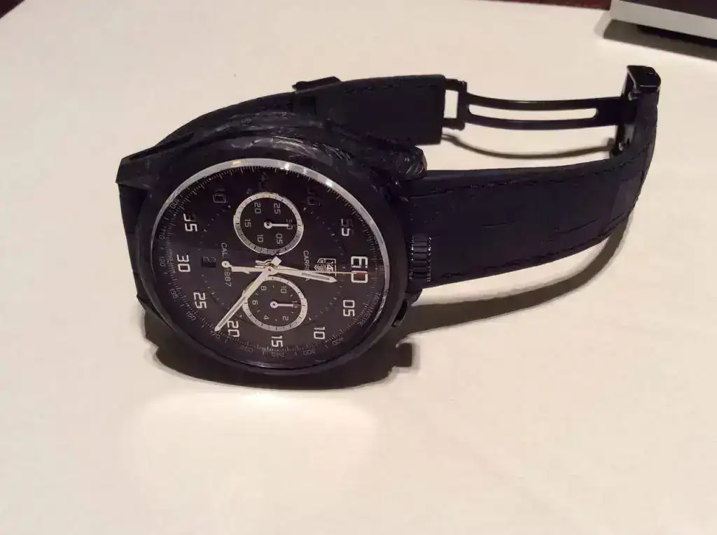 tag_heuer_carrera_1887_carbon_03_baselworld_2014.webp