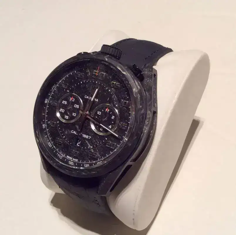 tag_heuer_carrera_1887_carbon_cmc_baselworld_2014_03.webp