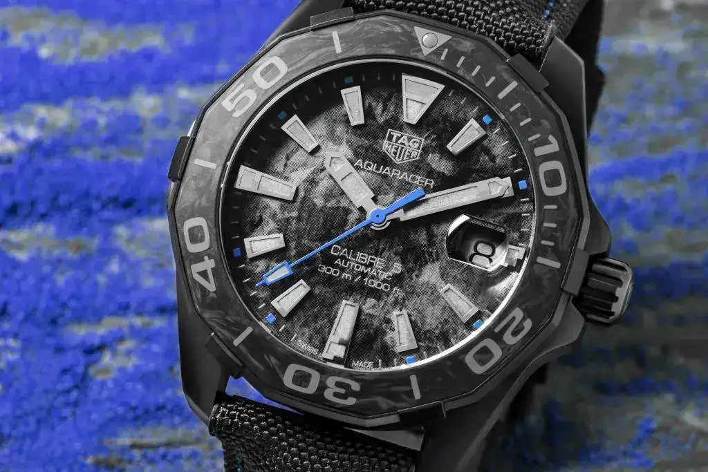TAG Heuer serie Carbone Aquaracer