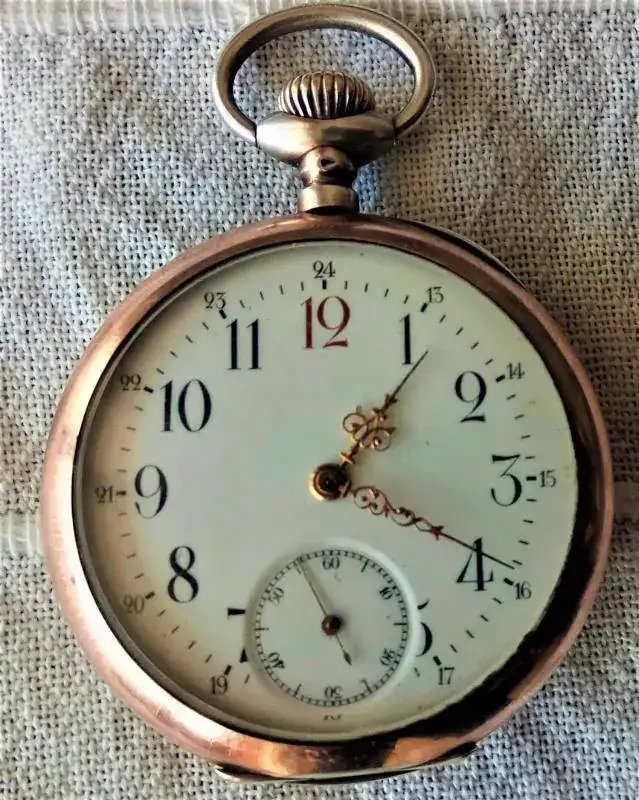 TAVANNES ESFERA AMB LA AGULLA JA CAMBIADA.webp