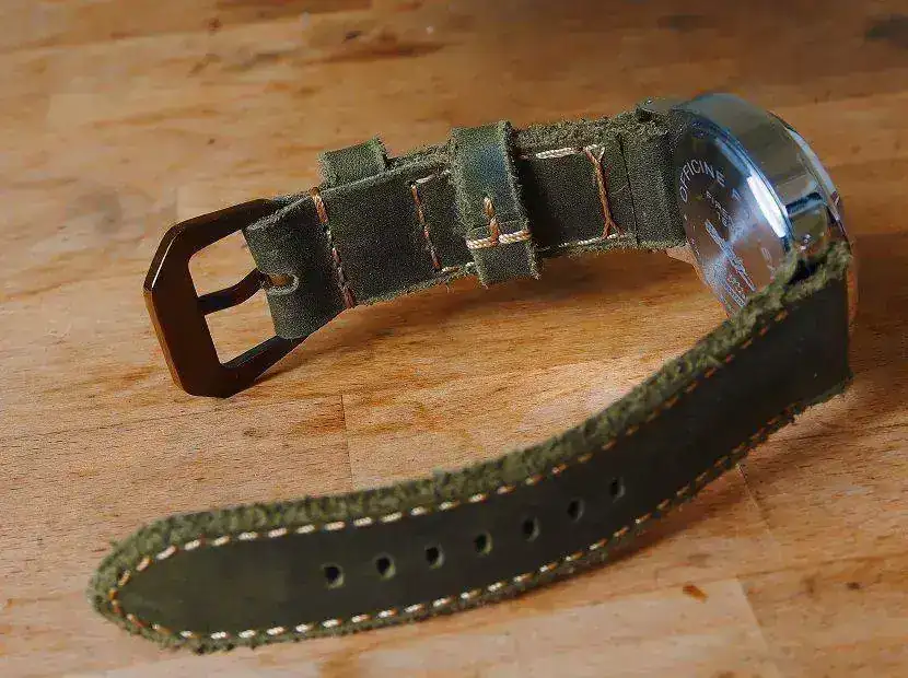 Ted%20Su%20Straps-%20The%20Forester%2003.webp