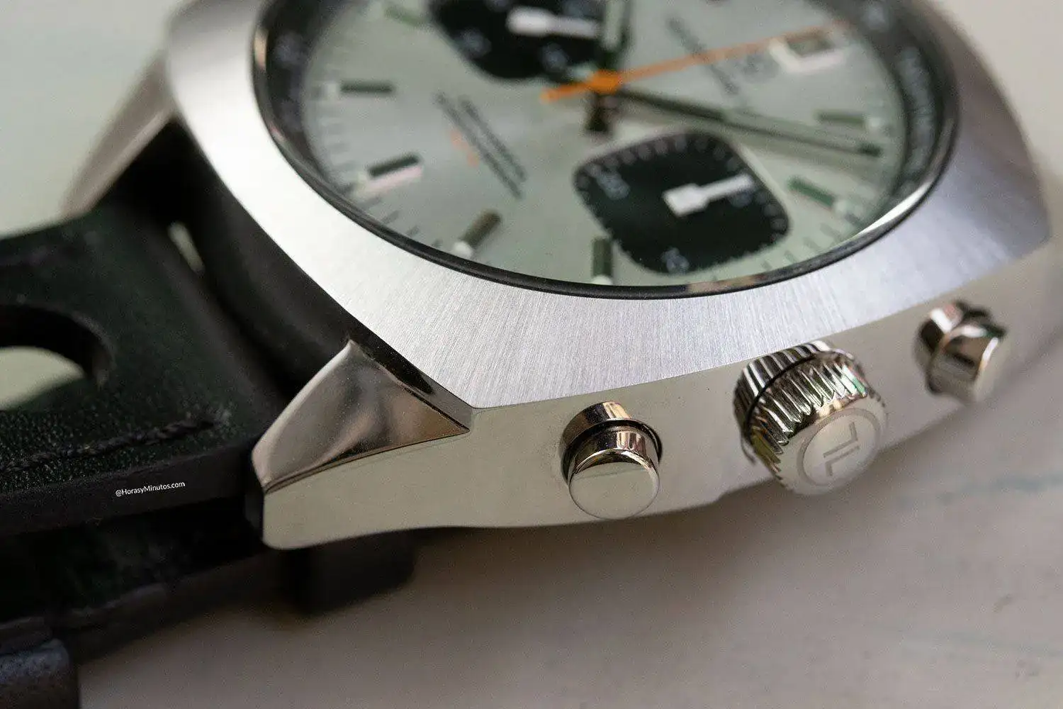 Tempore-Lux-The-Racing-One-5-Horas-y-Minutos.jpg