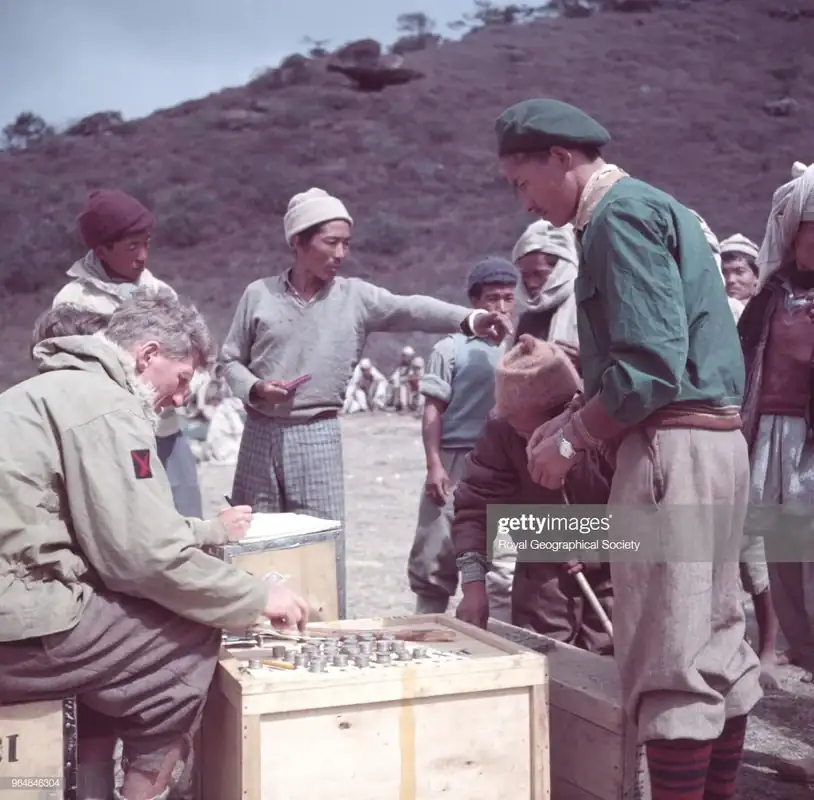 Tenzing-gettyimages-964846304-1024x1024.webp