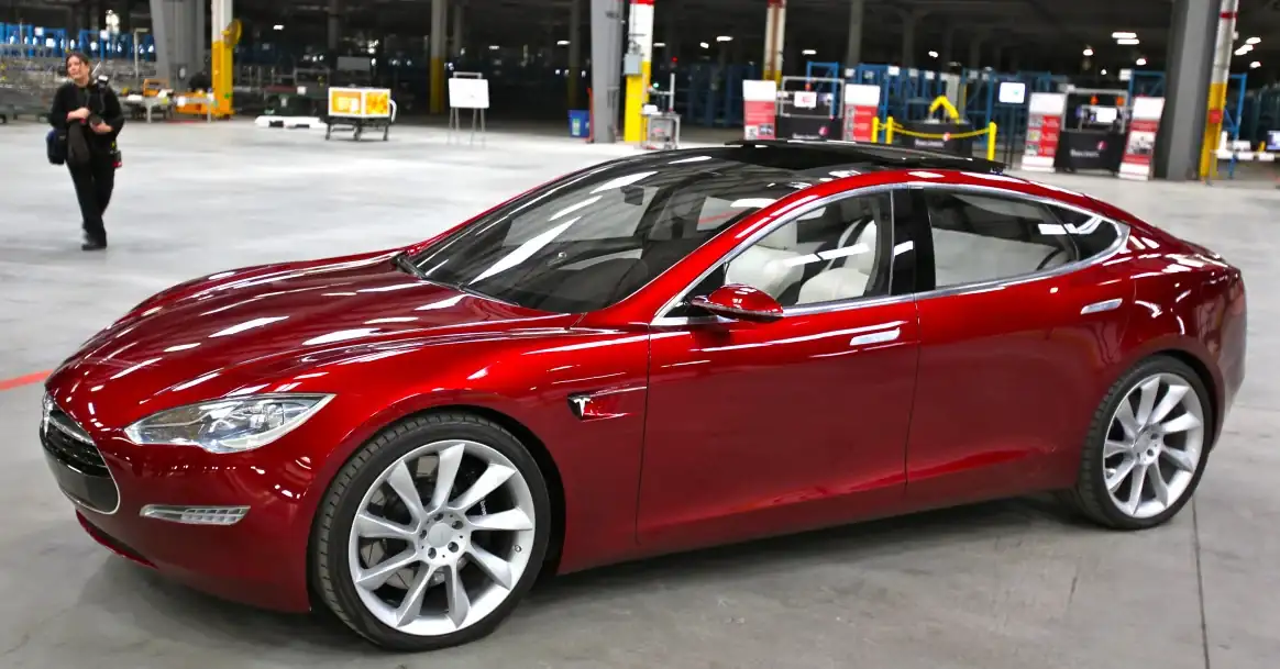 tesla-model-s-prototype-e1458327945466.webp