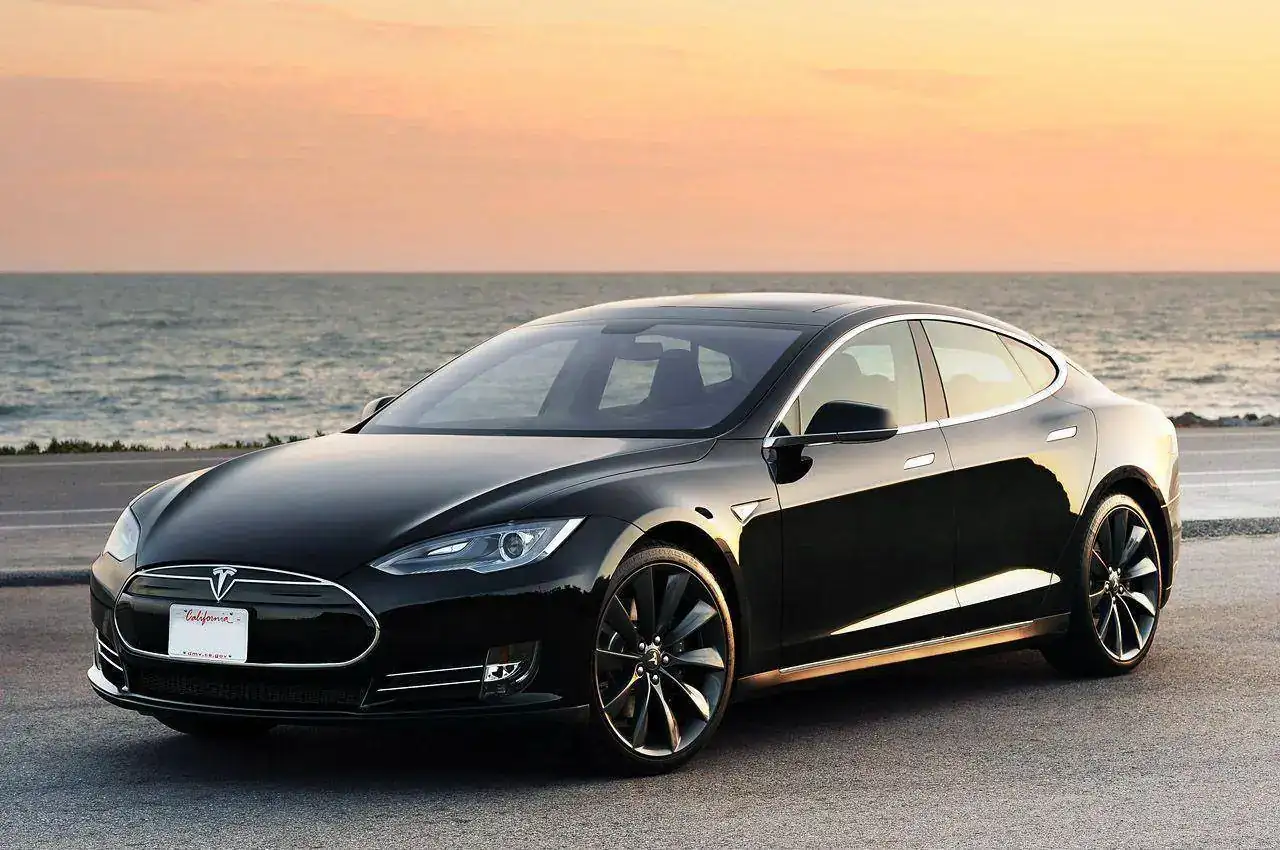 Tesla-Model-S.webp