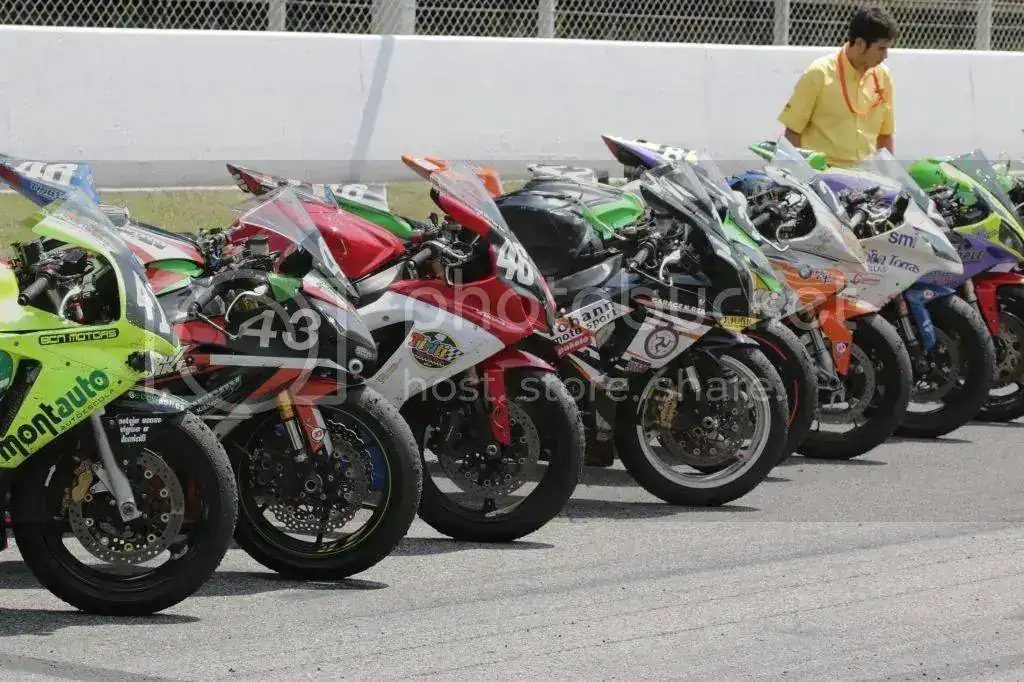 TESTmotosfinal_2189x1459_zps94c127c3.webp