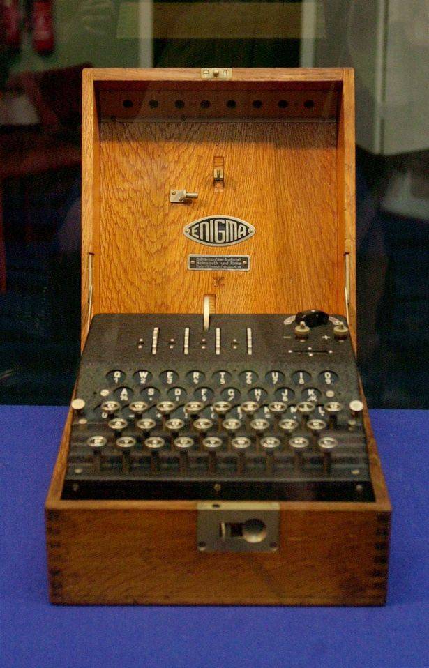 The-Abwehr-Enigma-decoding-machine.jpg