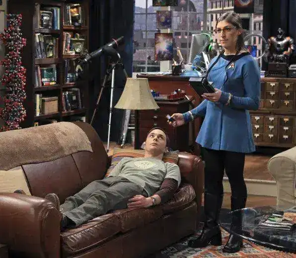 The_launch_acceleration_Sheldon_and_Amy_Star_Trek.webp