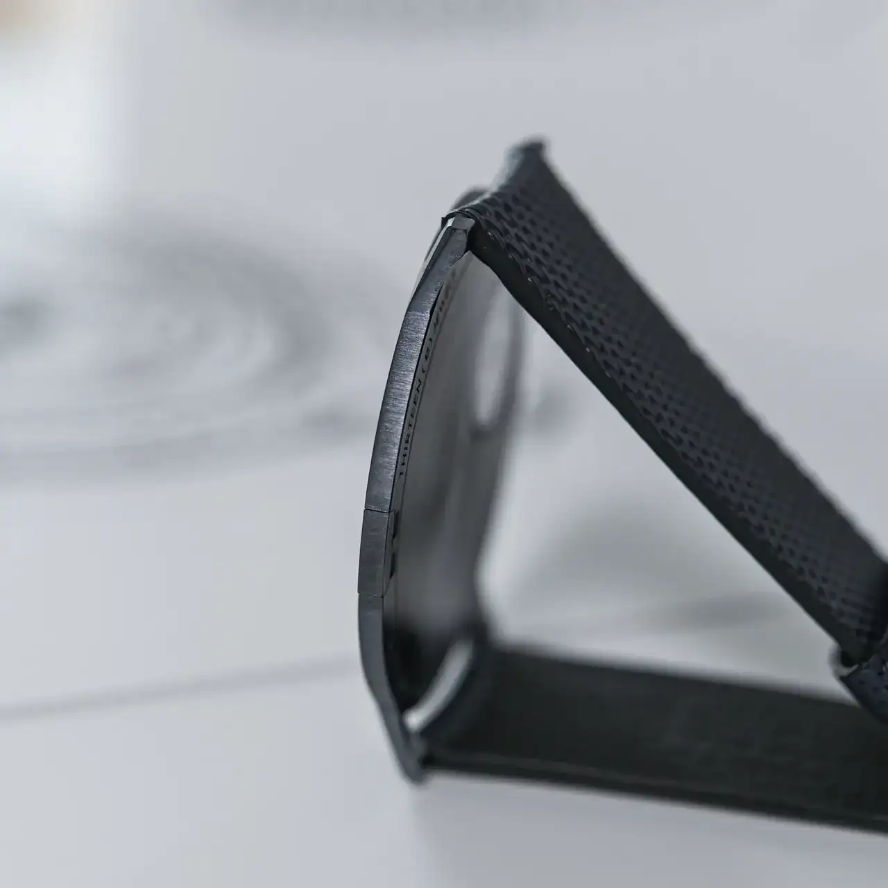 piaget-altiplano-ultimate-concept-tourbillon-2mm-thinnest-tourbillon-watch-in-world-video-review-5
