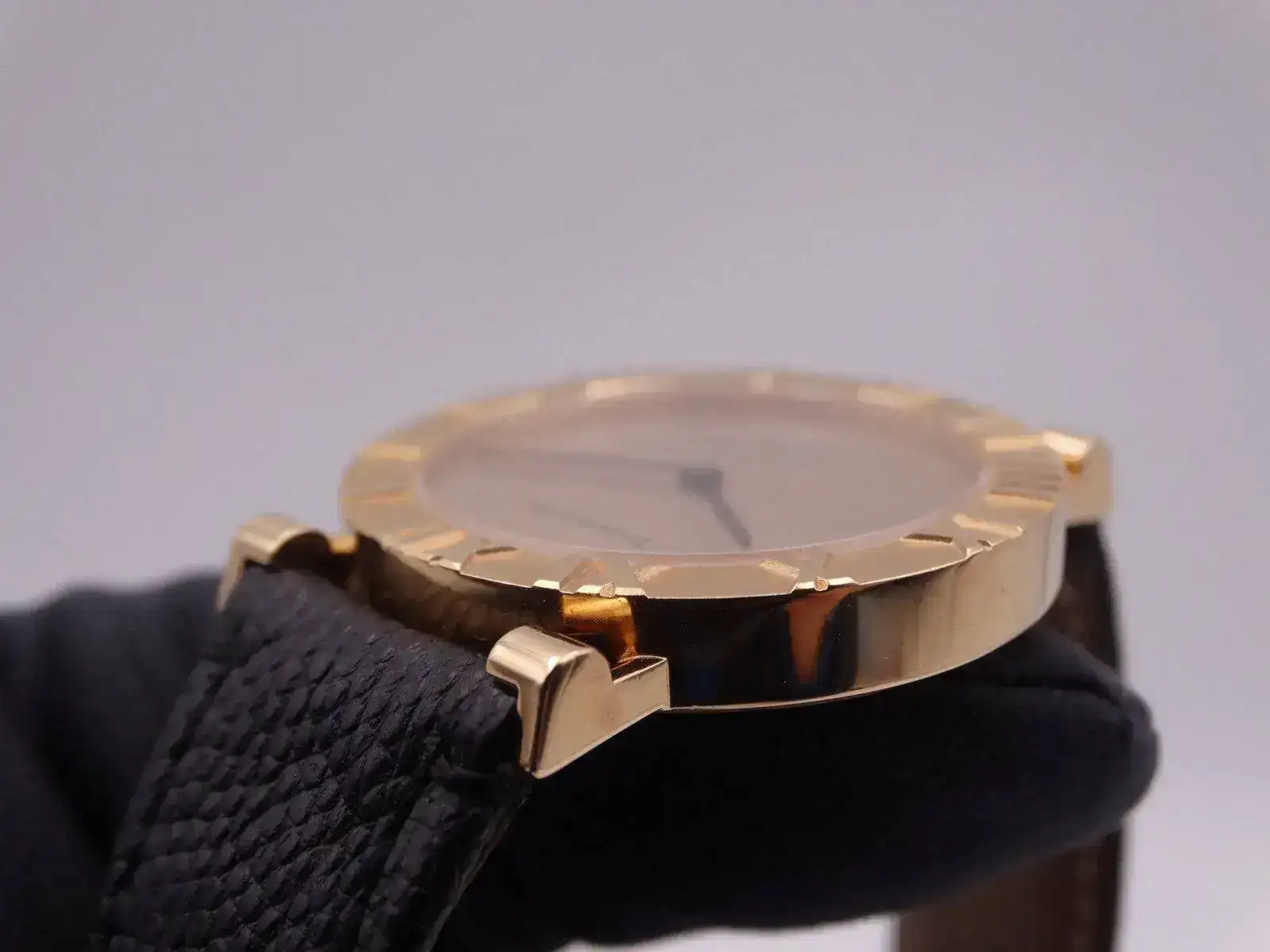 tiffany & co gold 5846.JPG