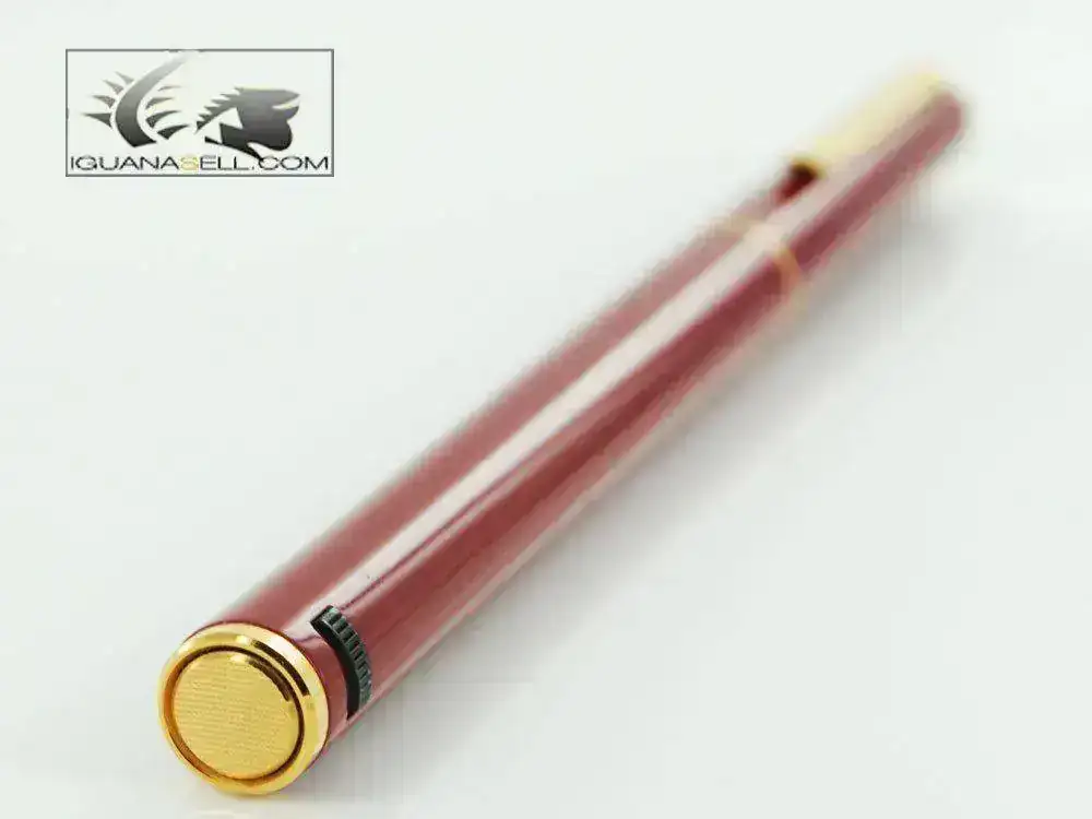 til-1970-Fountain-Pen-Red-Lacquer-and-Gold-PLH66-3.webp