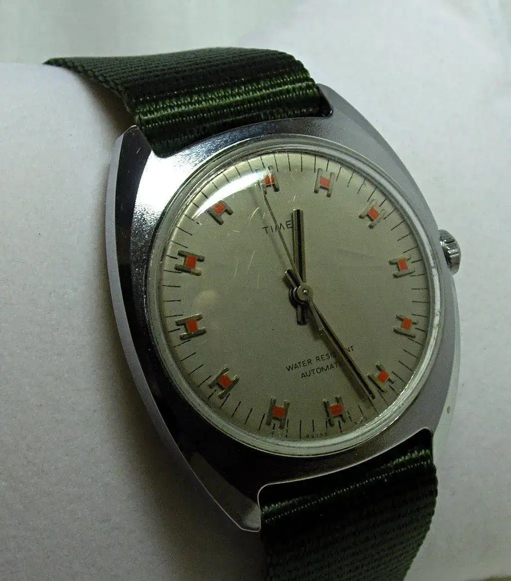 timex_gray_pillow.webp