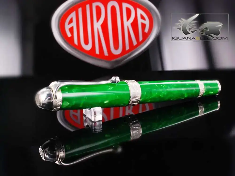 Tirreno-Fountain-Pen-LIMITED-EDITION-Green-946MT-1.webp