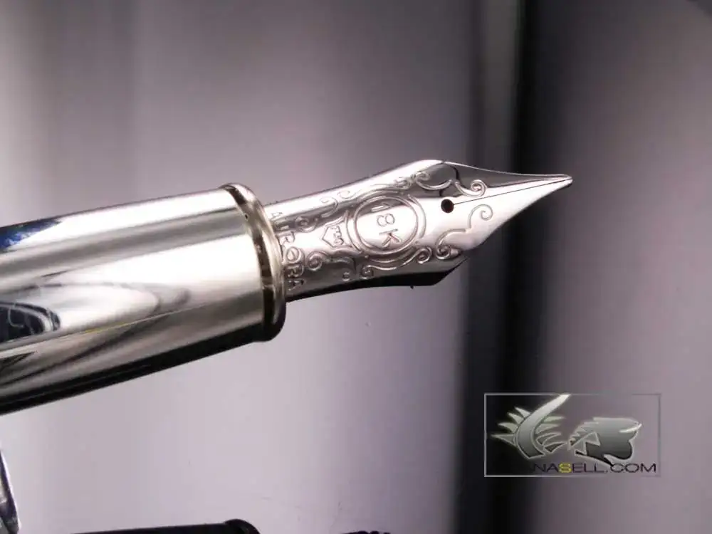 Tirreno-Fountain-Pen-LIMITED-EDITION-Green-946MT-3.webp